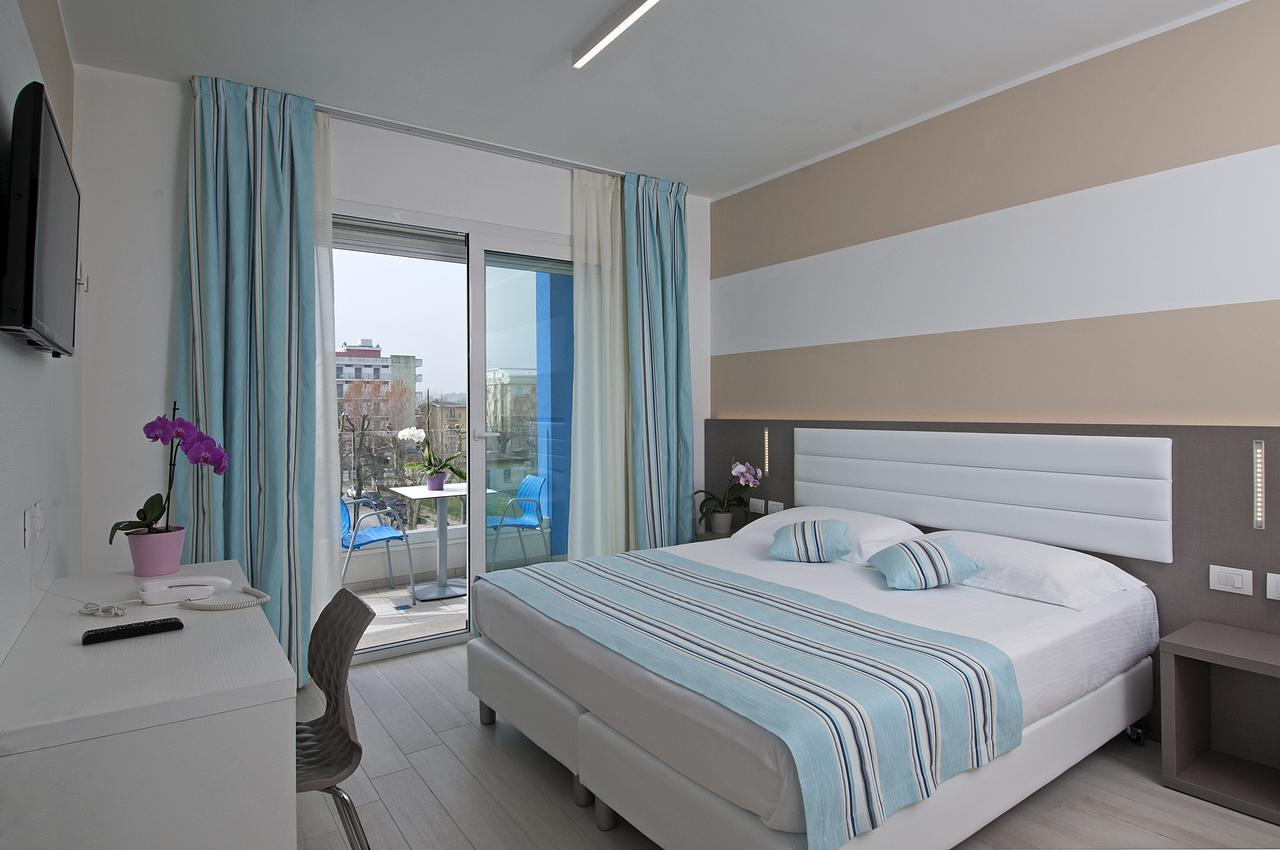 Lungomare Relax Residence Misano Adriatico Ngoại thất bức ảnh