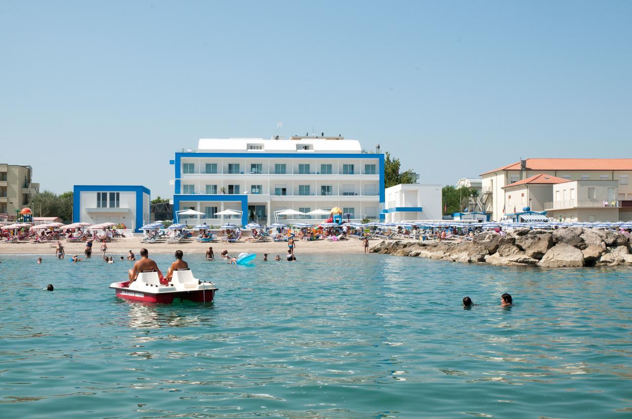 Lungomare Relax Residence Misano Adriatico Ngoại thất bức ảnh